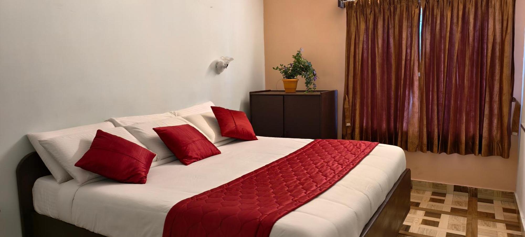 Ponmurugan Residency Kodaikanal Ngoại thất bức ảnh