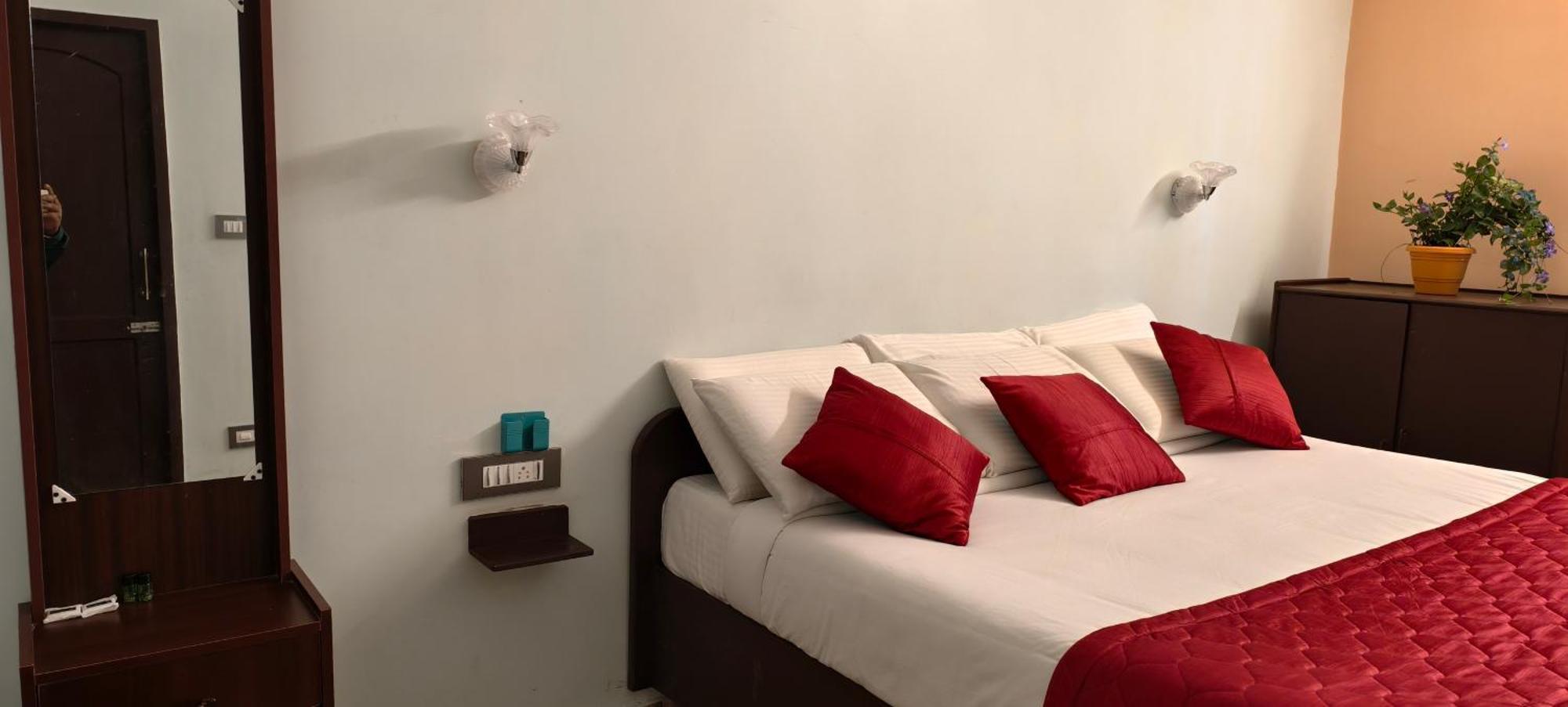 Ponmurugan Residency Kodaikanal Ngoại thất bức ảnh